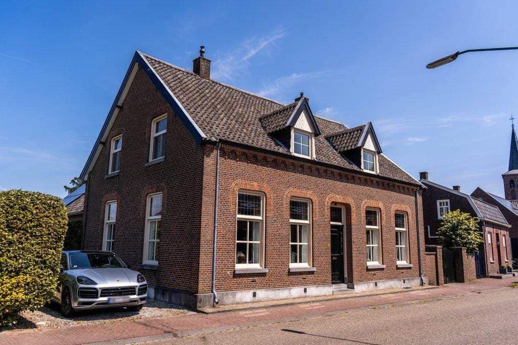 Detached Villa Dorpsstraat, Beugen - For Rent