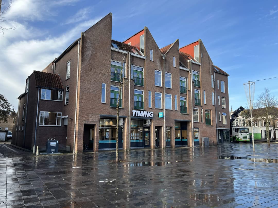 Apartment Gemeenteplein, Heerenveen - For Rent