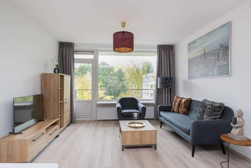 Flat Mr. G. Groen van Prinstererlaan, Amstelveen - For Rent