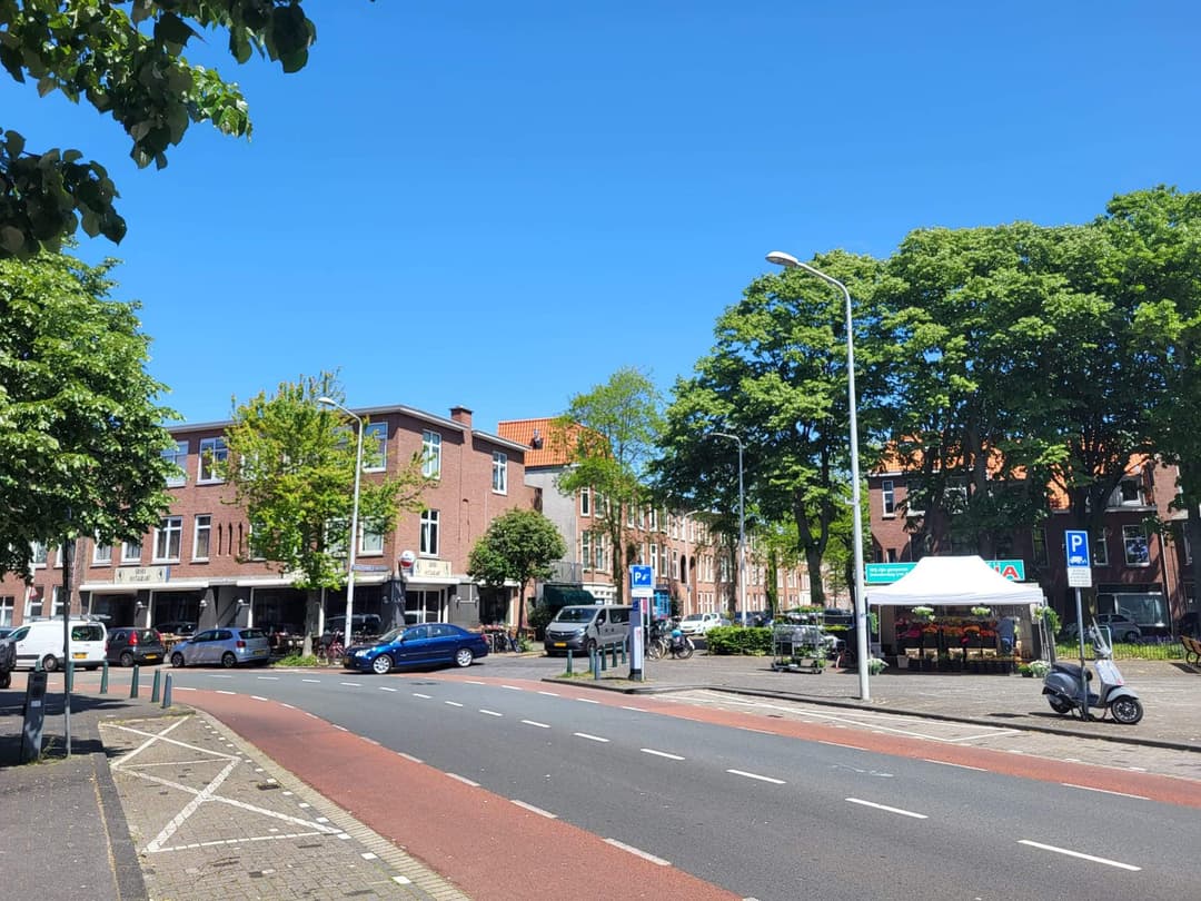 Apartment Hazelaarstraat, Den Haag - For Rent