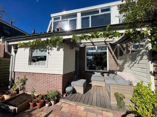 Semi-detached House Wilhelminastraat, Krommenie - For Rent