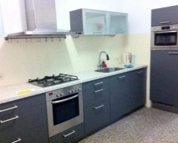 Ongeholpen Kamer St. Annastraat, Nijmegen - Te Huur