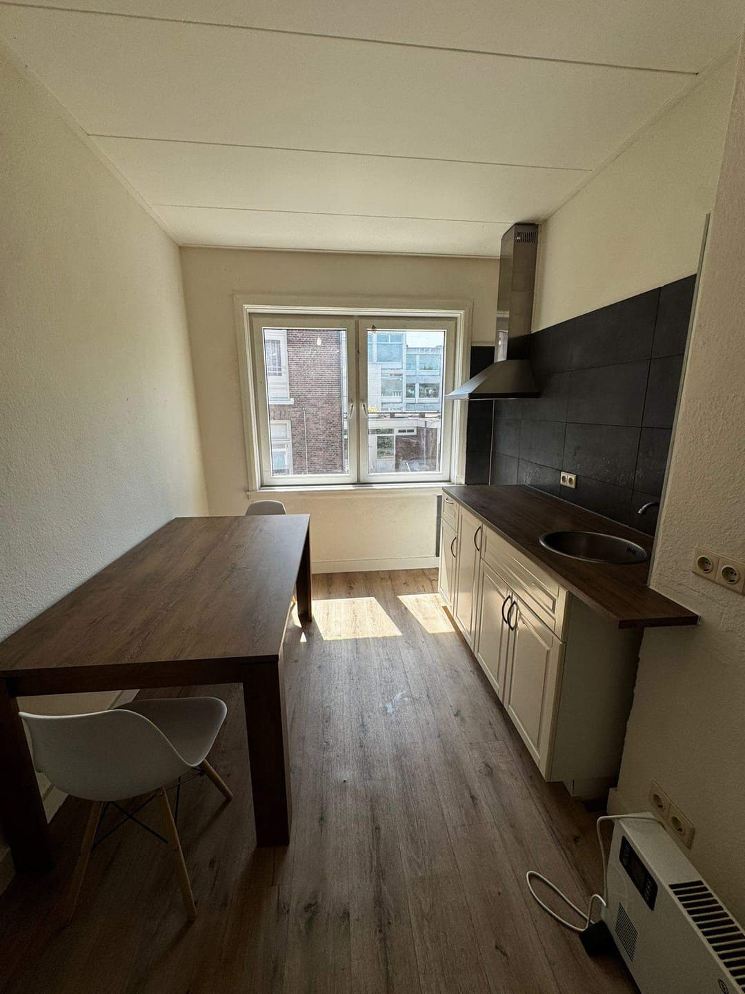 Furnished Studio Apartment Ruys de Beerenbroucklaan 5B, Heerlen - For Rent