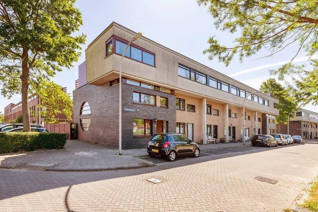 House Zuidpoldersingel 2, Delfgauw - For Rent