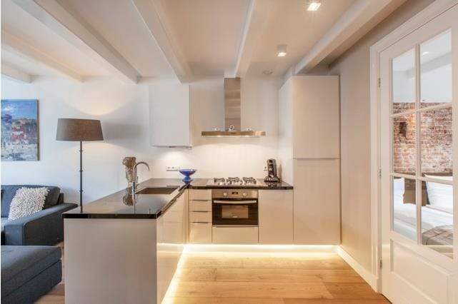 Gerard Doustraat 46, Amsterdam - 2-slaapkamerappartement met meubels