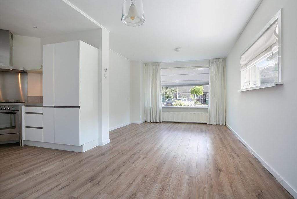 Corner House Pilatus 281186, Amstelveen - À Louer