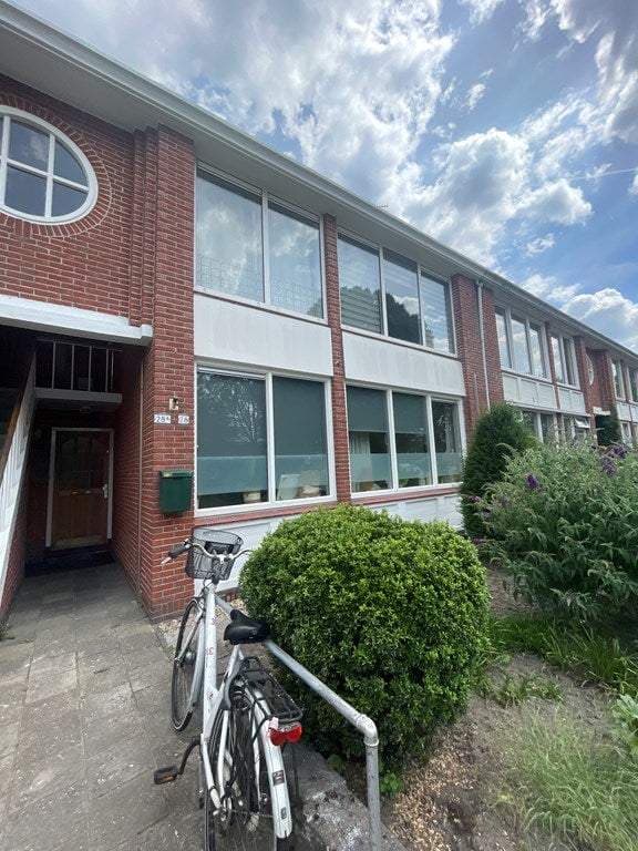 Appartement de Houtmanstraat 28-A, Hoogezand - À Louer