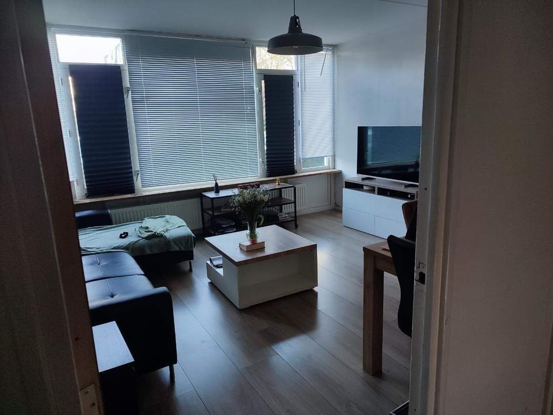 Ongemeubileerde Kamer Dirk de Derdelaan, Vlaardingen - Te Huur