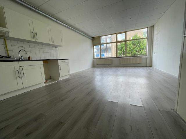Unfurnished Room for Rent Goudriaankade, Den Haag