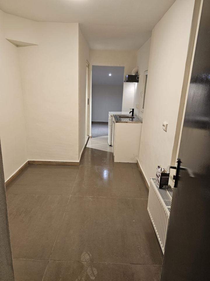 Ongemeubileerde studio Brusselseweg, Maastricht - Te huur