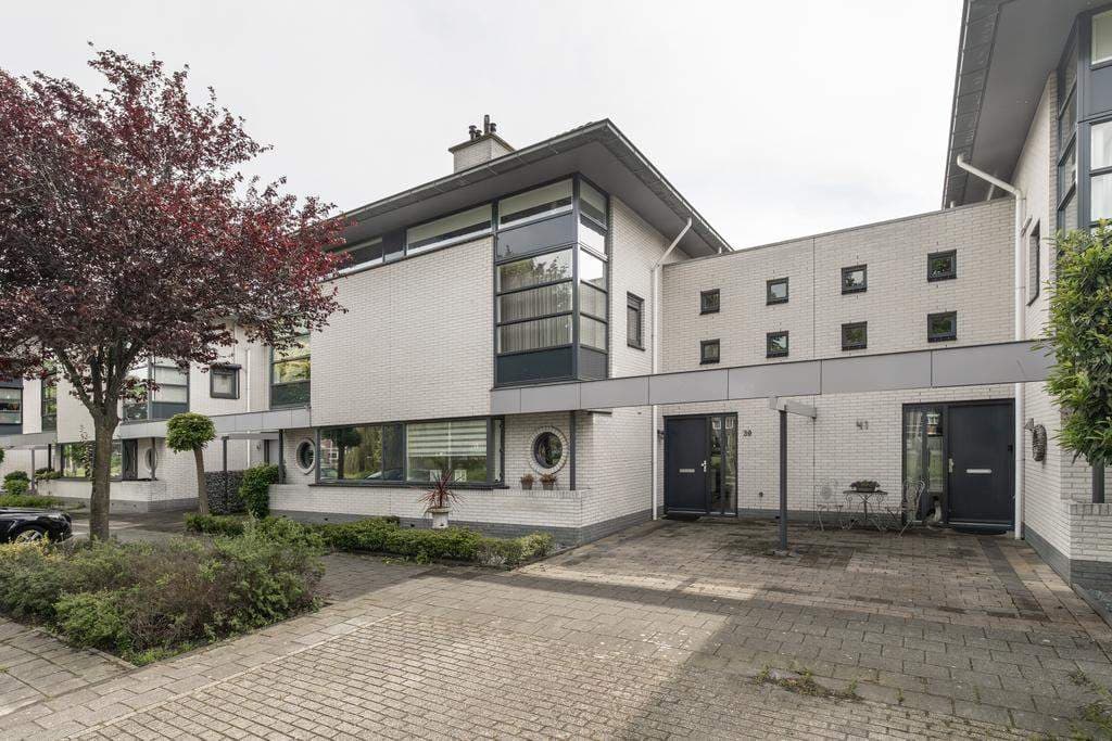 Huis Varenkade 39, Bergschenhoek - Te Huur