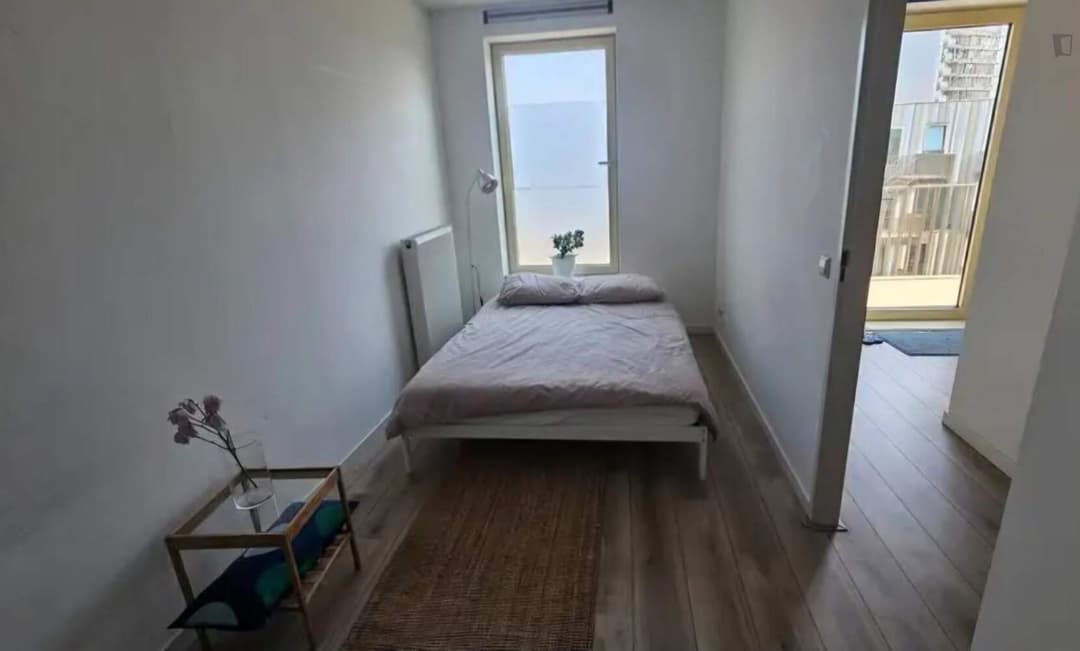 Kamer in Kraaiennest, Amsterdam - Te Huur