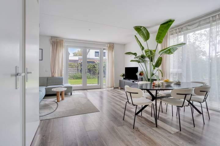 Family House Bredeweg, Roermond - For Rent