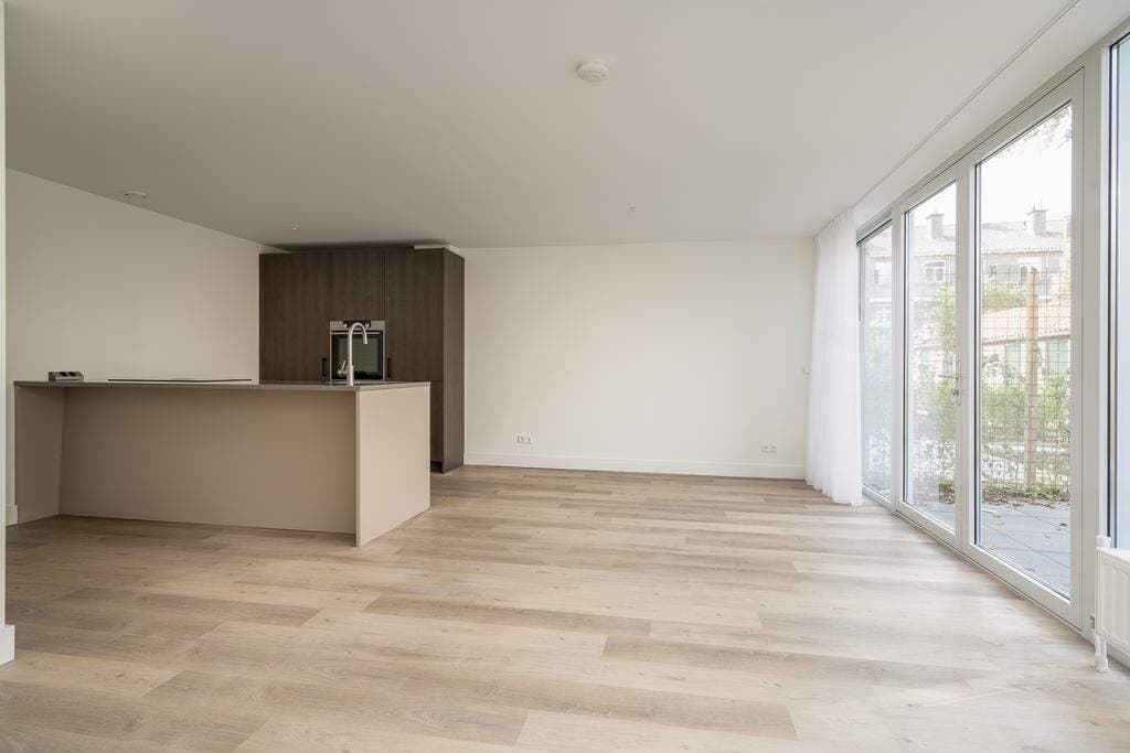 Apartamento en Planta Baja Campanulastraat, La Haya - En Alquiler