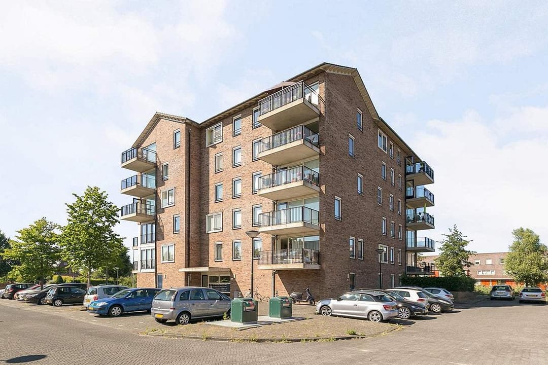 Flat Fie Carelsenlaan, Den Haag - Te Huur