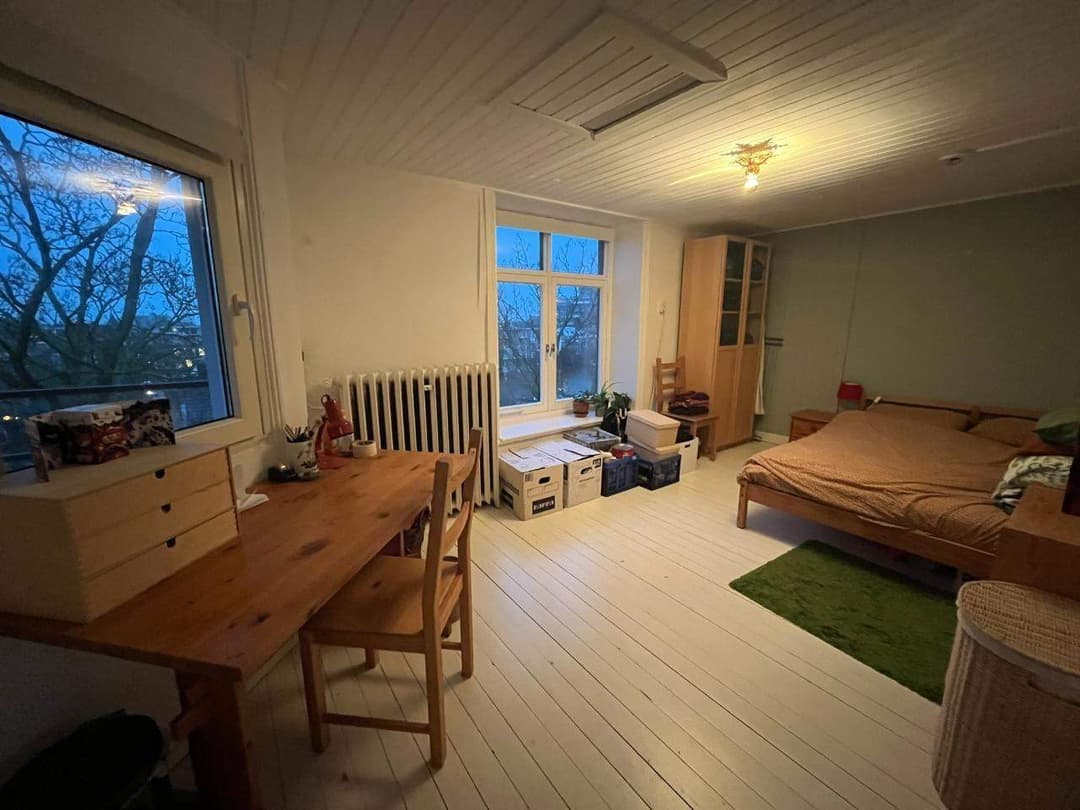 Onbehangde Kamer op Museum Kamstraat, Nijmegen - Te Huur