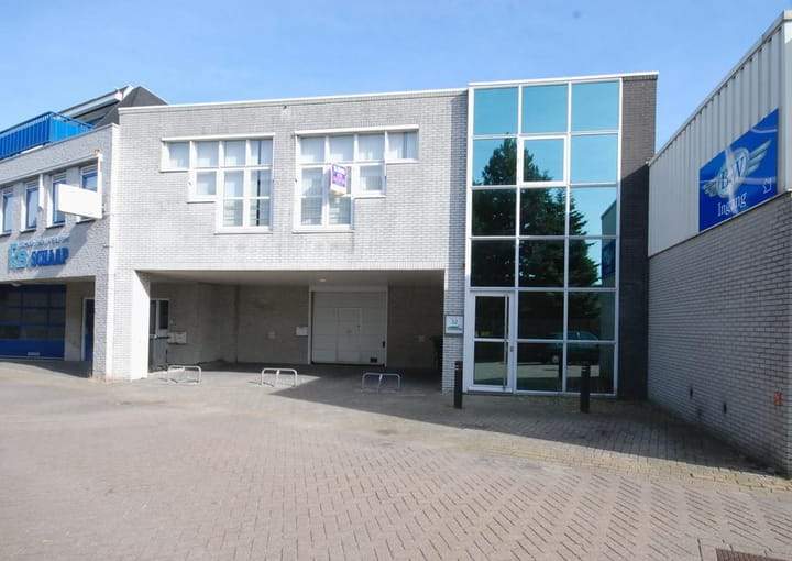 Verlengde Hoge Klei 322, Wassenaar - Upper-floor Apartment with Office Spaces