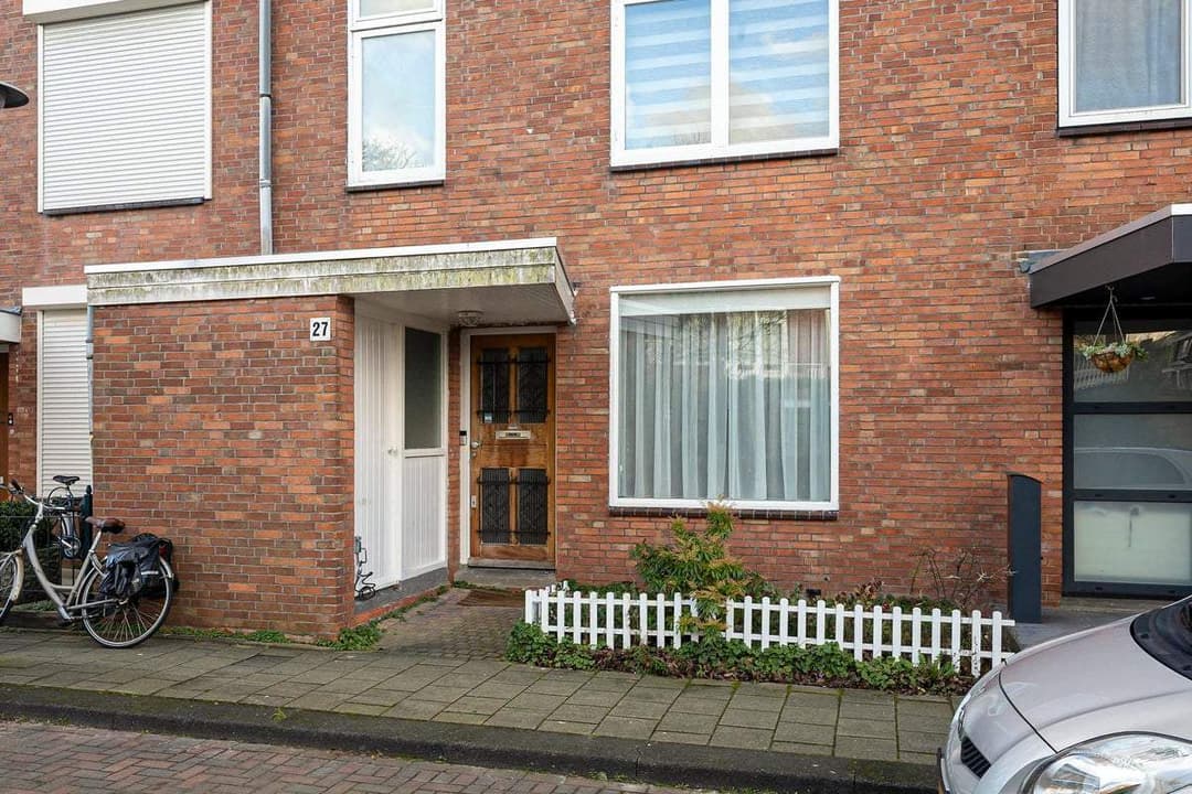 Chambre Cornelis van Alkemadestraat, Amsterdam 1065 AA