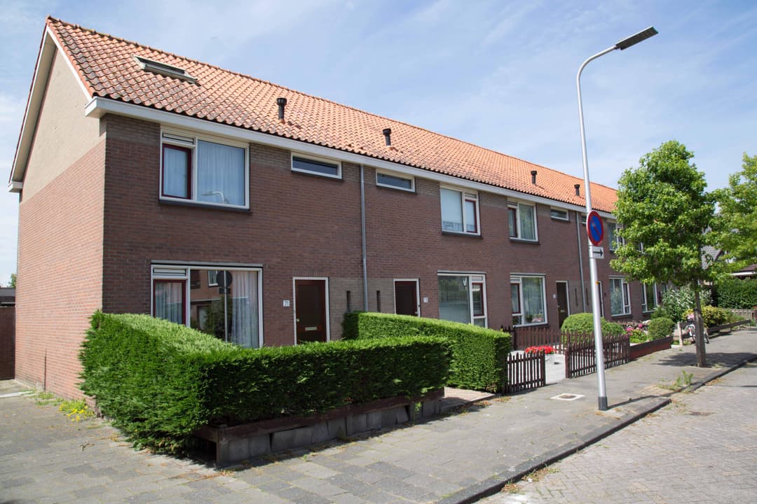 Family House at Van Struykstraat, Noordwijk - For Rent