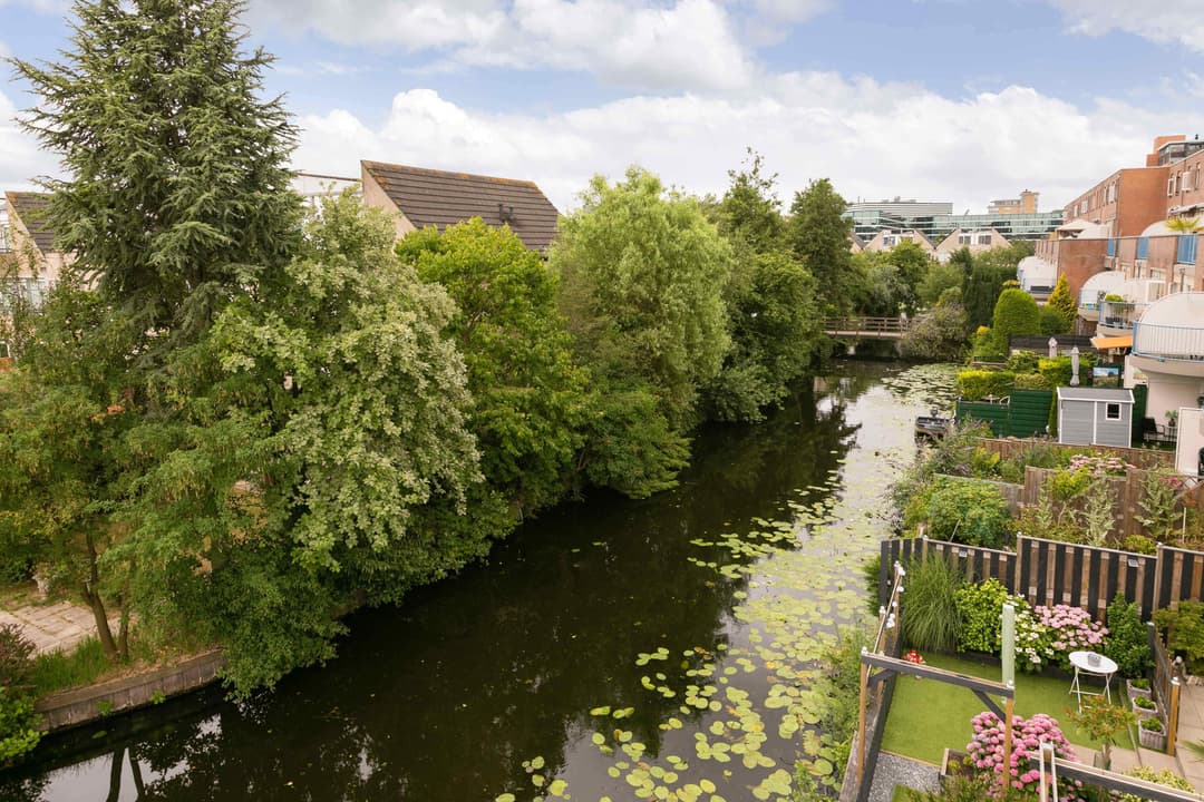 Dokter Huijserstraat 42, Leidschendam — Ground-floor senior flat