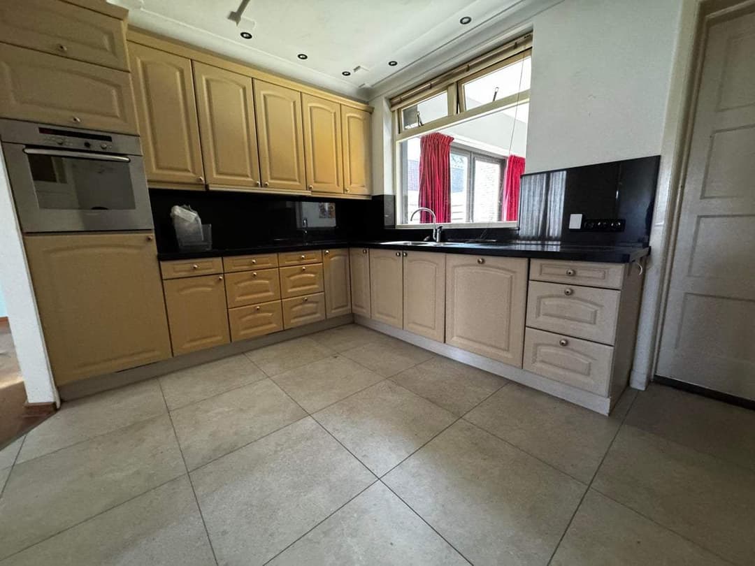 House Hoge Vonderstraat, Sint-Oedenrode - For Rent