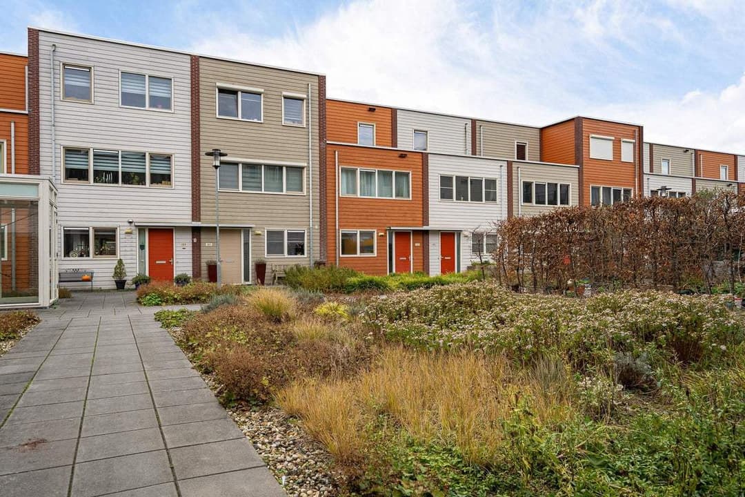 House Elemastraat, Nieuw-Vennep - Te Huur