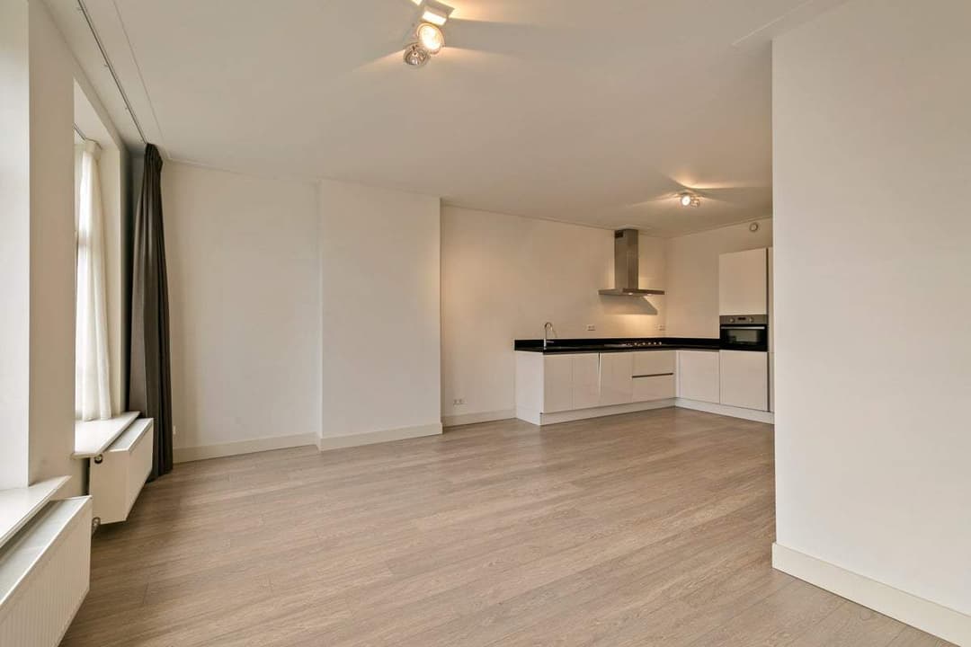 Flat Tweede Jan Steenstraat 25 3, Amsterdam - For Rent