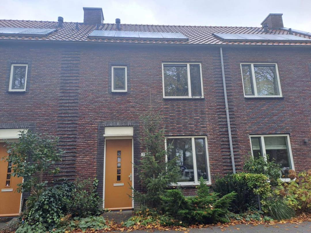 4-kamer twee-onder-één-kapwoning, Kanaalweg 3, Middenmeer - Te Huur