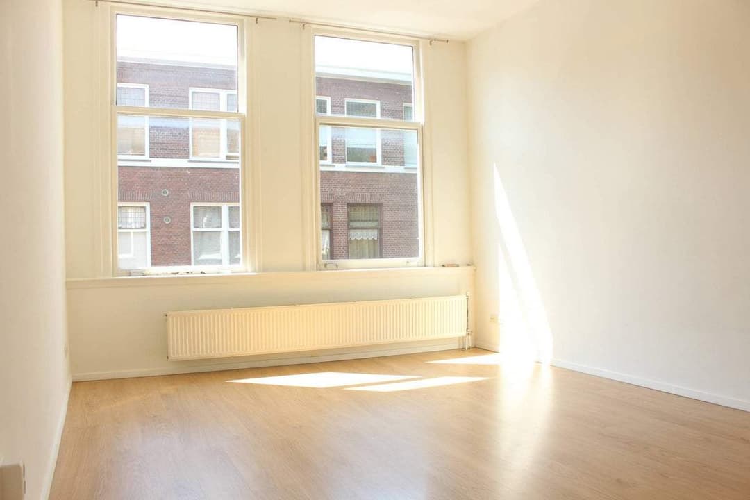 Room Beukstraat, Den Haag - Te Huur