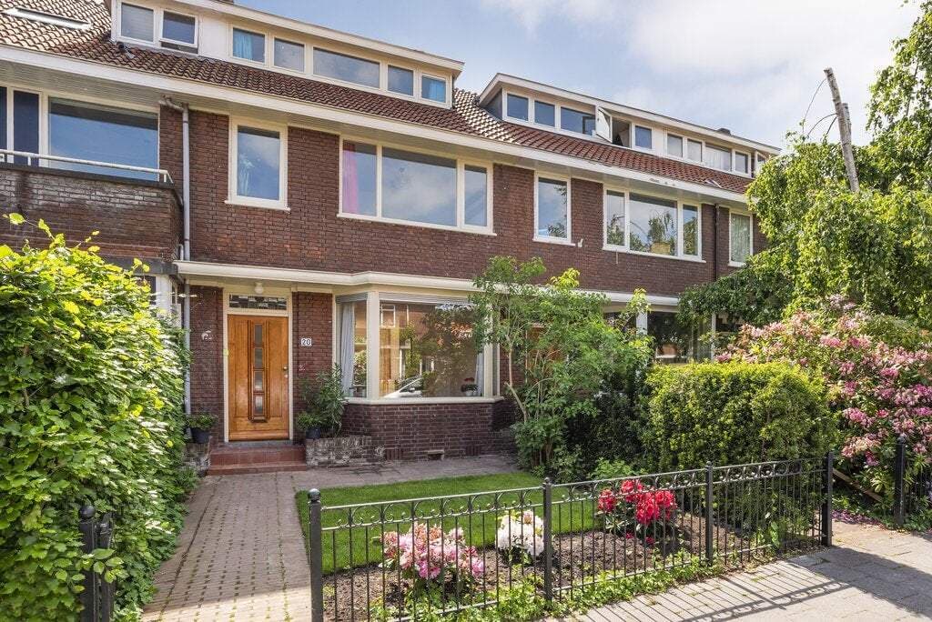 House Lijsterlaan 20, Rotterdam - For Rent