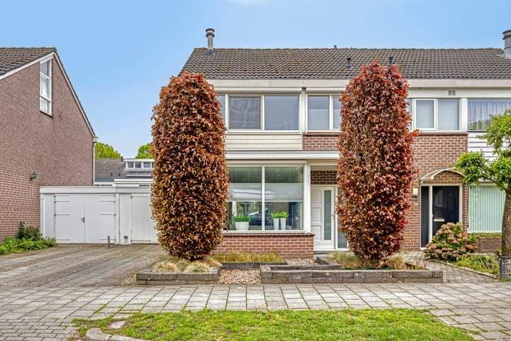 Halfvrijstaande woning Schelfhorst, Almelo - Te Huur