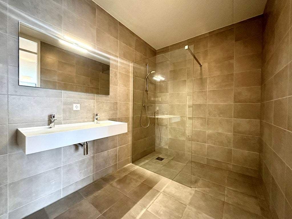 Flat Laakweg, The Hague - For Rent