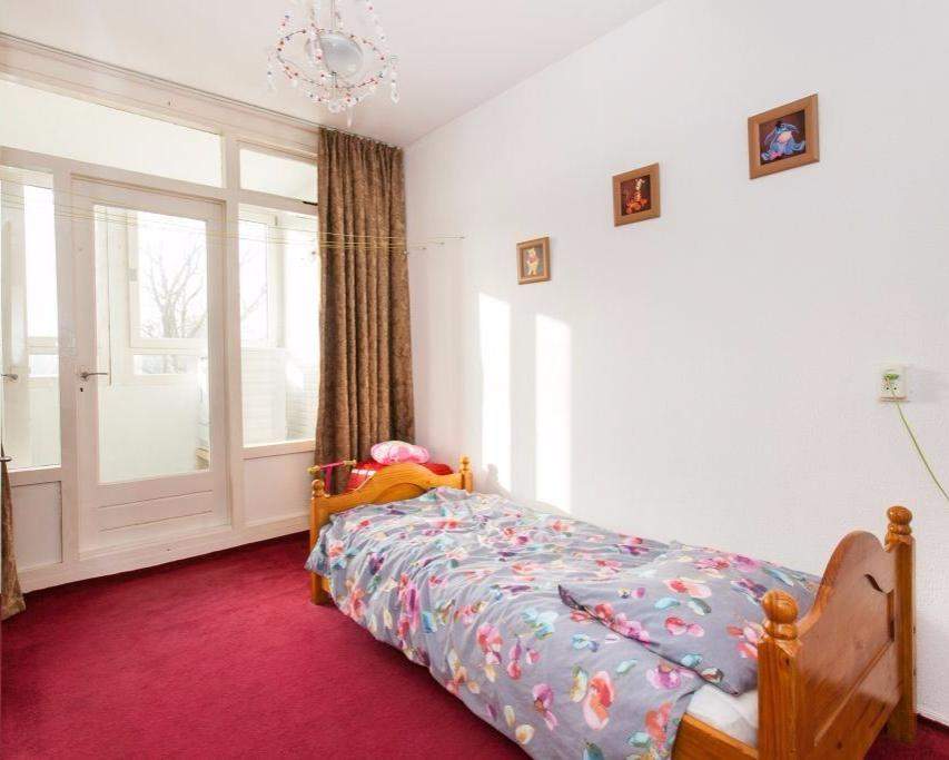 Ongeholpen Kamer Oldegaarde, Rotterdam - Te Huur