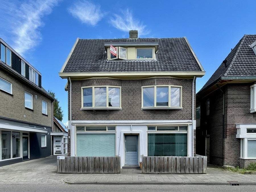 Flat 1e Wormenseweg, Apeldoorn - Top Floor Studio
