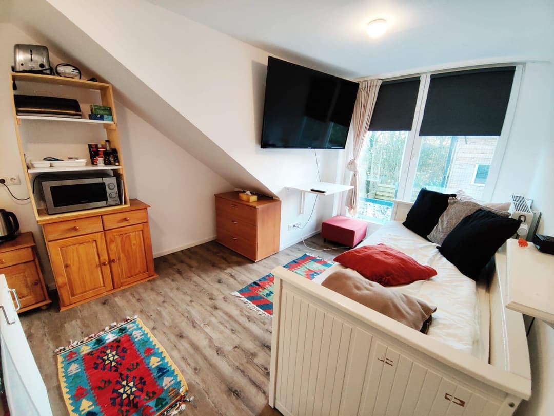 Möbliertes Zimmer in Oostmahorn, Eanjum - Zu Vermieten