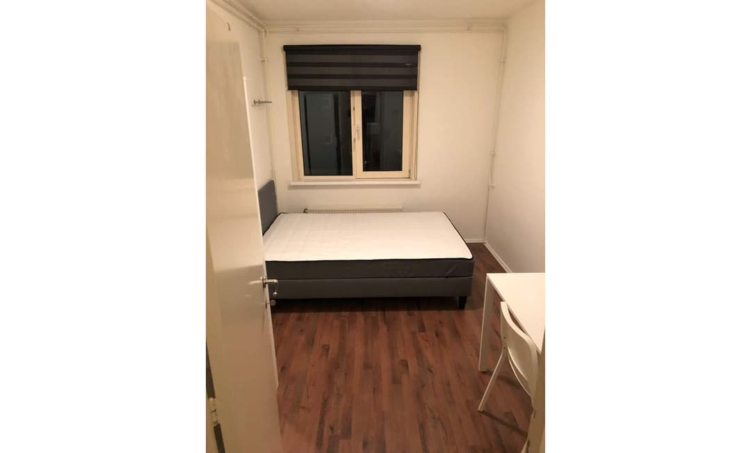 Kamer in Werengouw, Amsterdam - Te Huur