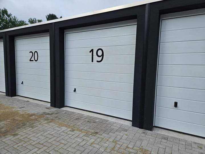 Garage Box Oosterbracht, Emmen - For Rent