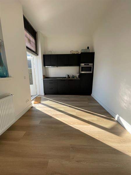 Unfurnished Apartment Stationsstraat, Tilburg - For Rent