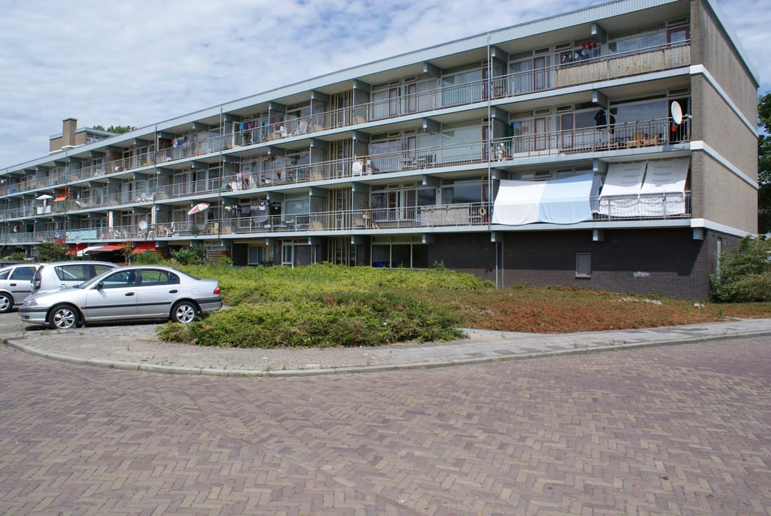 Apartment B. van der Helststraat, Meppel - For Rent