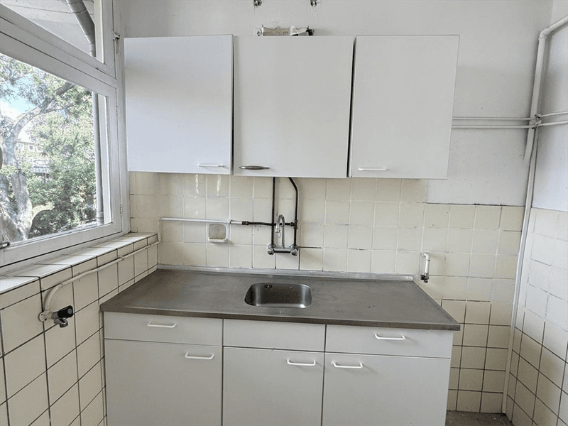 Apartment Zuidplein, Rotterdam - For Rent
