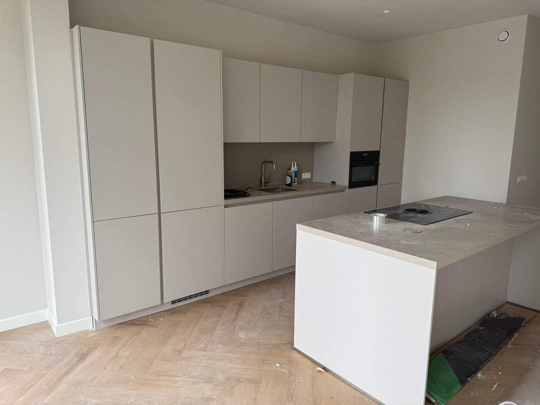 Flat Oudedijk, Rotterdam - For Rent
