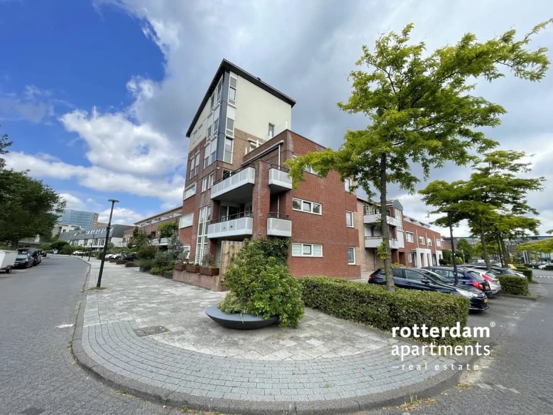 3-Room Apartment on 2e Octaviolaan, Capelle aan den IJssel - For Rent