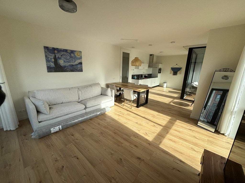Flat Niemeyerstraat, Hoofddorp - Te Huur