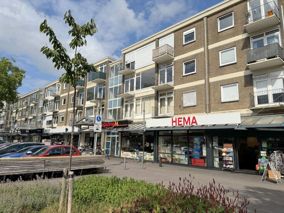Apartment Adelaarslaan 239, Apeldoorn - For Rent