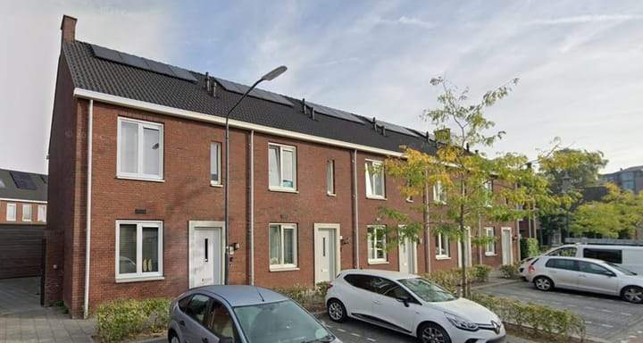 Tussenwoning Apollostraat, Oosterhout - For Rent