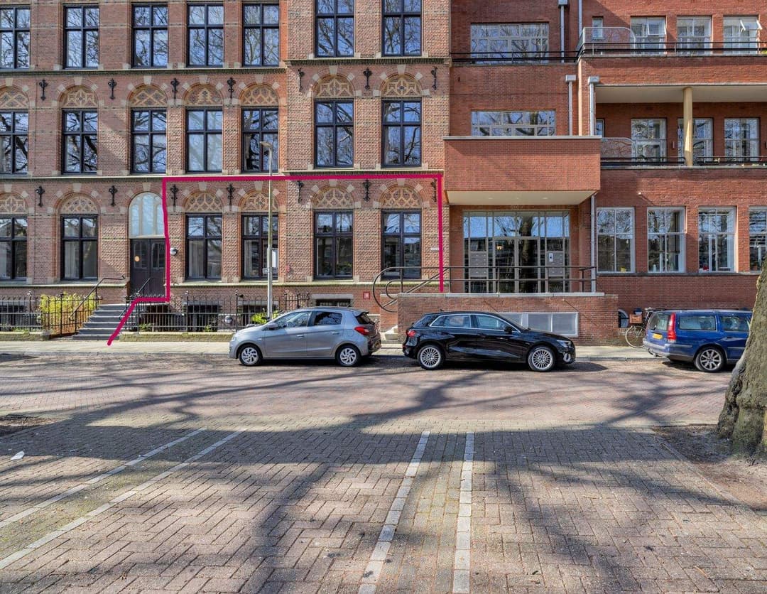 F.C. Dondersstraat 107, Utrecht - Appartement duplex au rez-de-chaussée