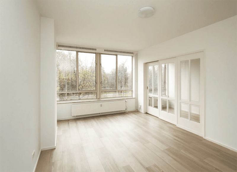5-Room Apartment Segbroeklaan, Den Haag - For Rent