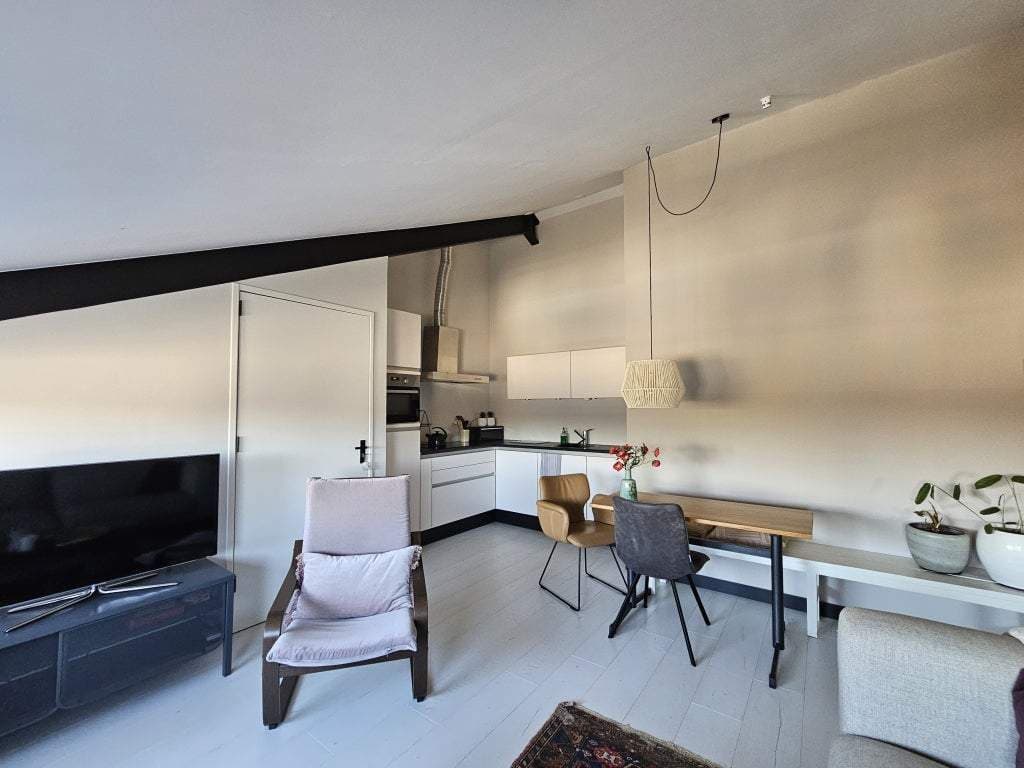 Appartement Hoogstraat, Macharen - À Louer