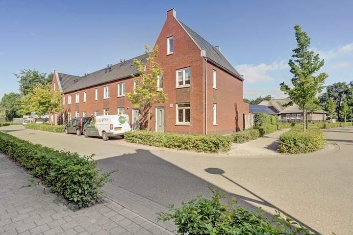 Eckhaus in Dennenoord 2, Hapert - Zu Vermieten