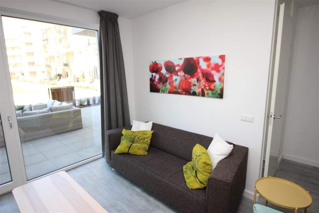 Flat Nida Senffstraat, Amsterdam - For Rent